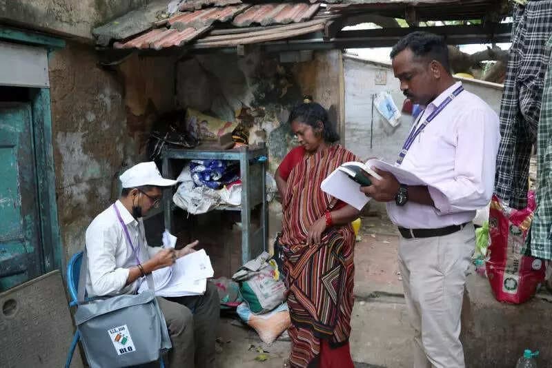 ECI to inspect TN SIR work